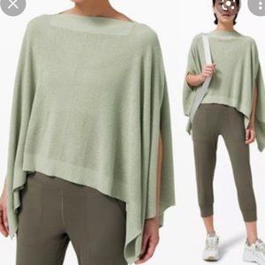 Lululemon poncho